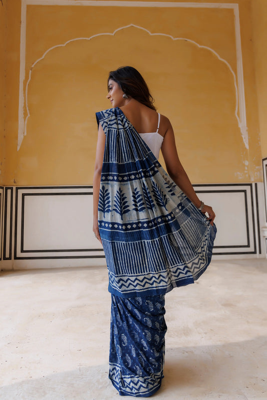 White And Indigo Paisley Block Printed Saree Ragavi
