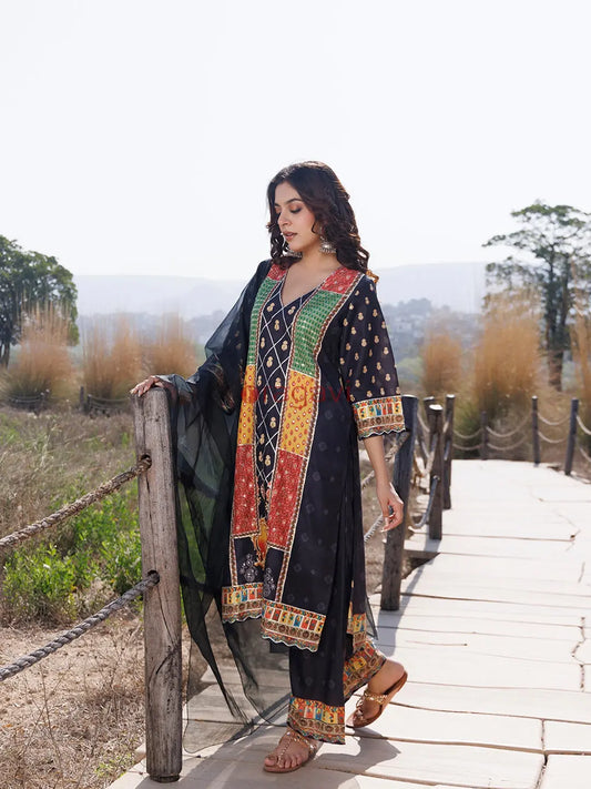 Noir Black Muslin Kurta Set - Ragavi