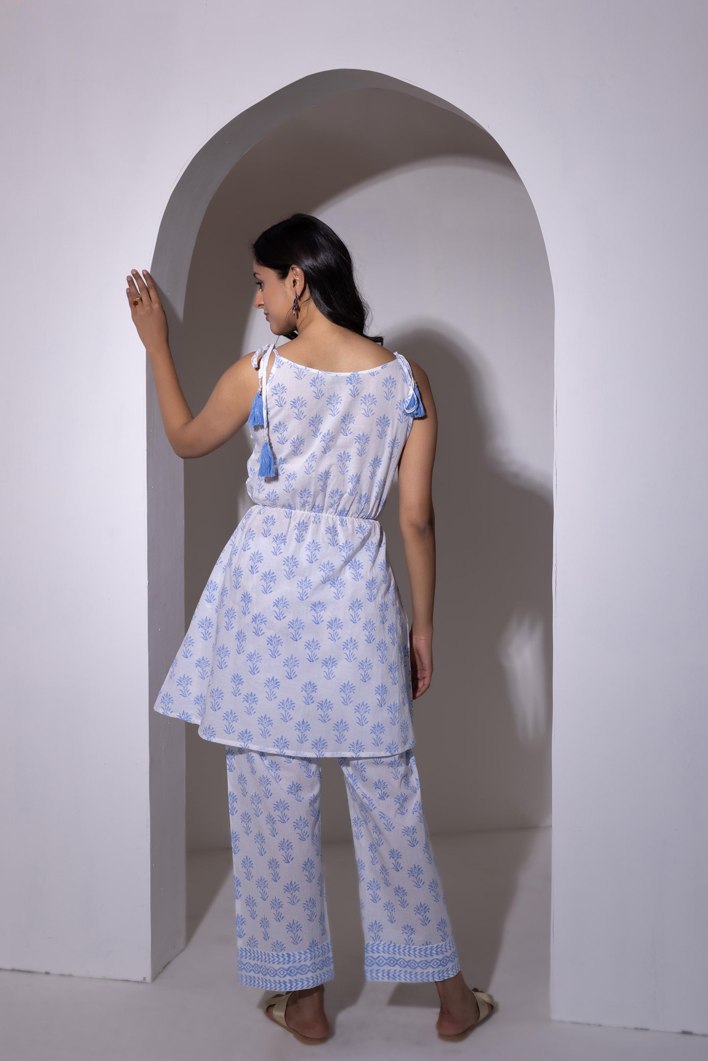 Blue White Kurta Set