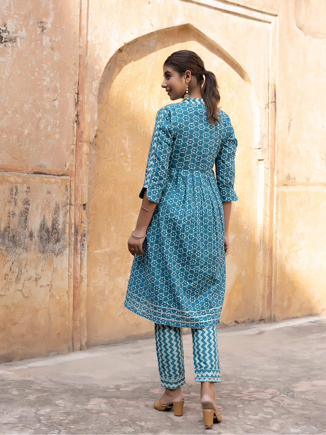 Ekatika Blue Geometric Printed Kurta Set