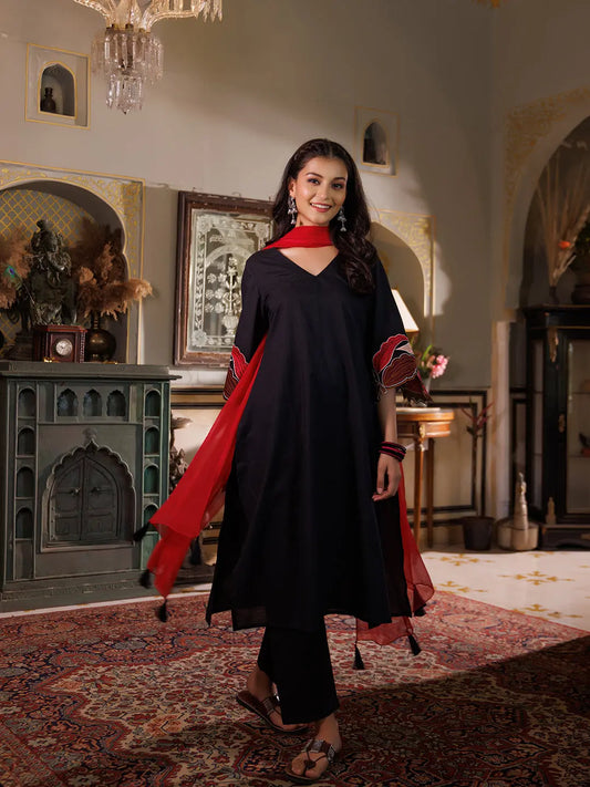 Onyx Kurta Set Ragavi