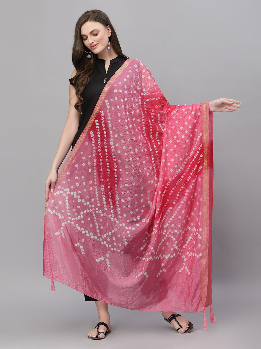Ragavi Baby Pink Bandhej Dupatta