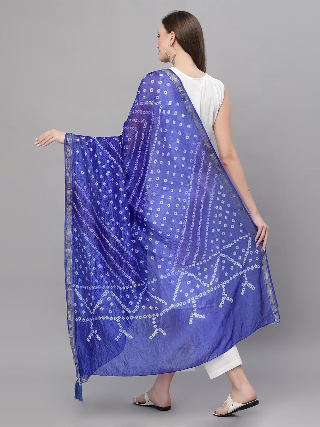 Ragavi Blue Purple Bandhej Dupatta