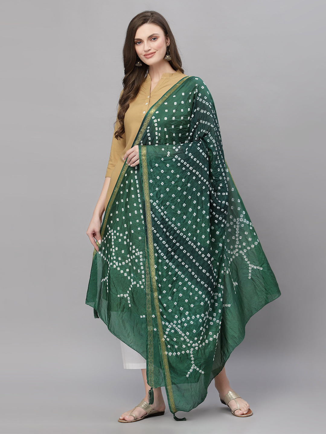 Ragavi Green Bandhej Dupatta