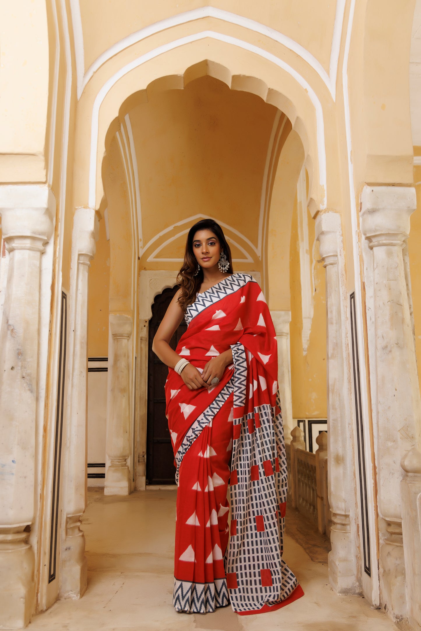 Savvy Red Traditional Jaipuri Printed Saree