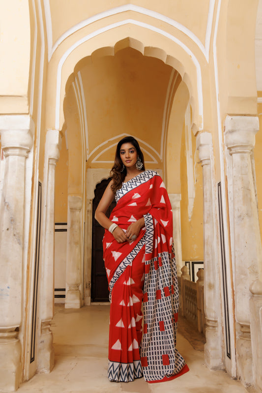 Savvy Red Traditional Jaipuri Printed Saree