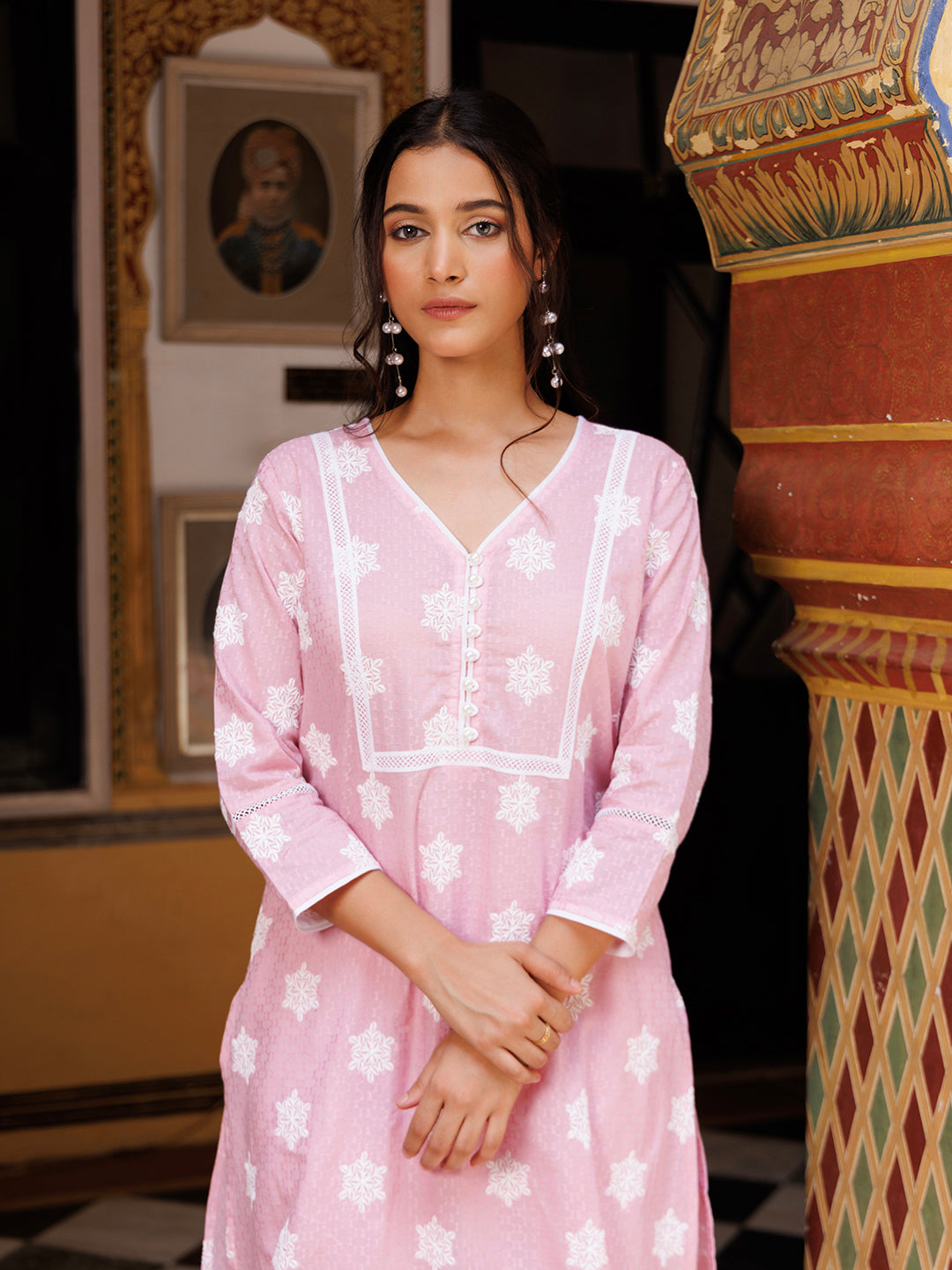Mauve Chalk Pink Cotton Embroidered Kurta Set