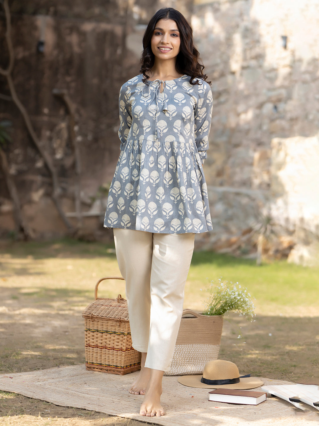 Diana Grey White Peplum Pyjama Set