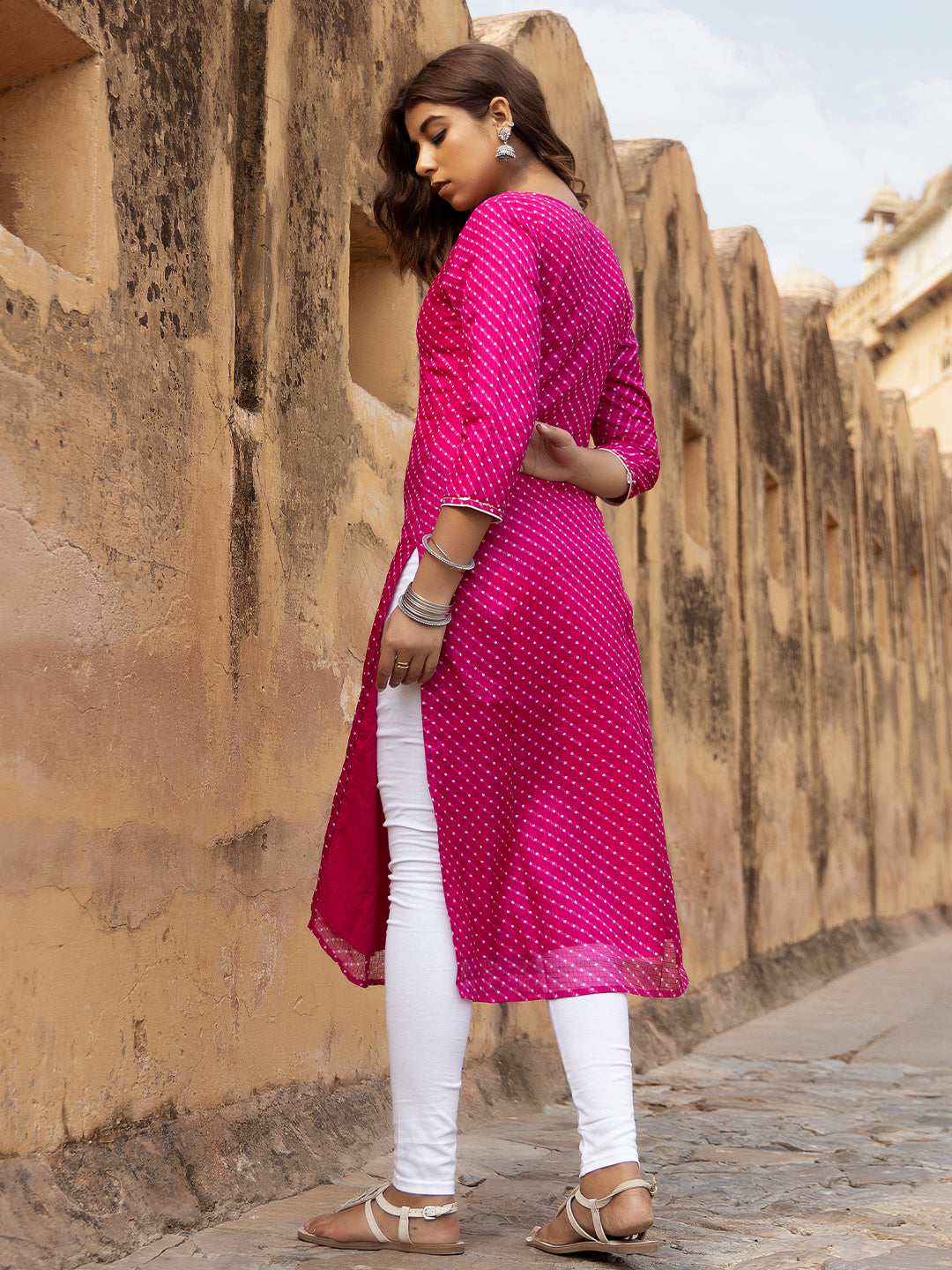Side view of Pri Pink Leheriya Kurti for women