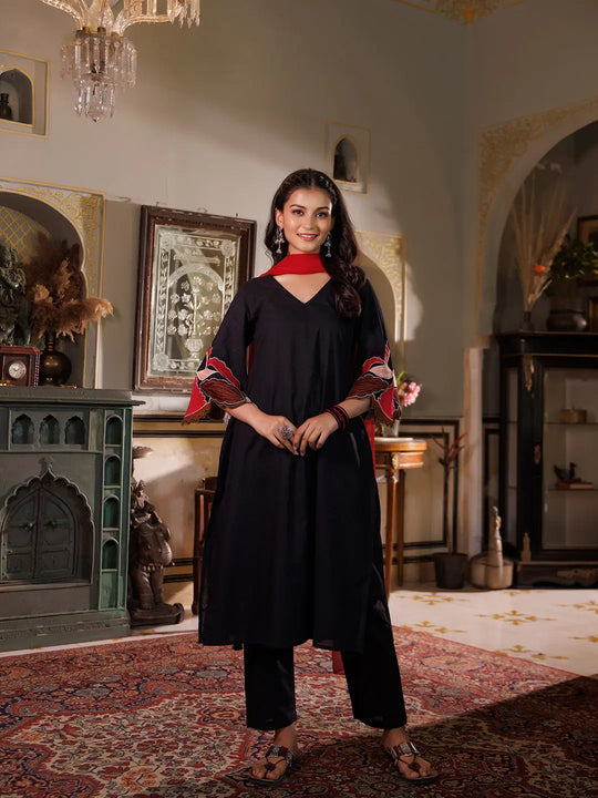 Onyx Kurta Set Ragavi