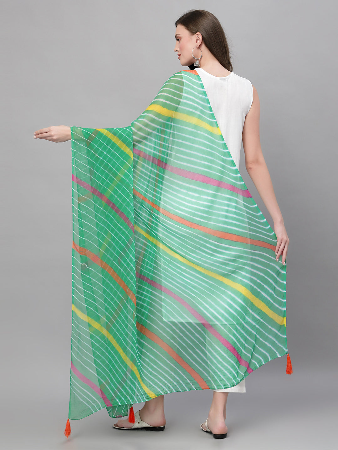 Ragavi Green Multicolour Leheriya Dupatta