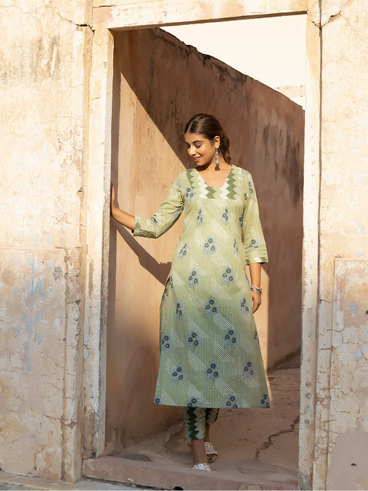 Yahvi Green Printed Kurta Set